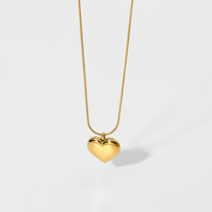 Tess Heart Necklace